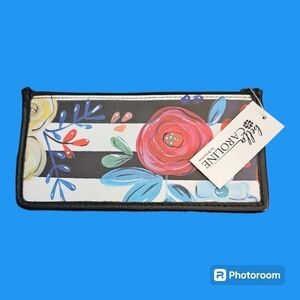 3/$30 BELLA CAROLINE Floral Rose Carry-All Wallet